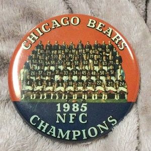 Vintage 1985 NFL NFC champion Chicago Bears button
